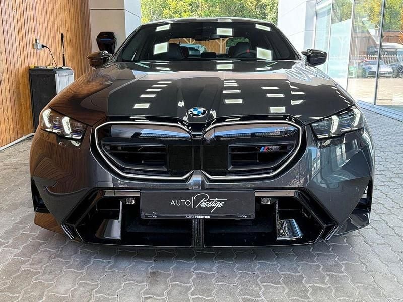 Gebraucht BMW M5 Basis 585 PS (430 kW) 2025 Grau Limousine