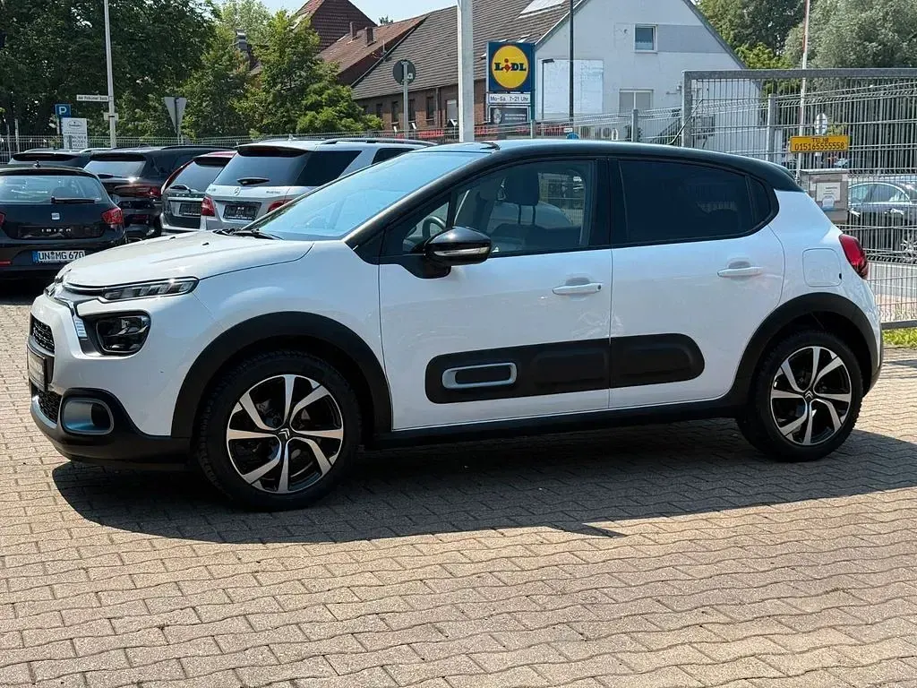 Gebraucht Citroën C3 PureTech 110 PS (80 kW) 2023 Lack weiss banquise/deckende Kleinwagen