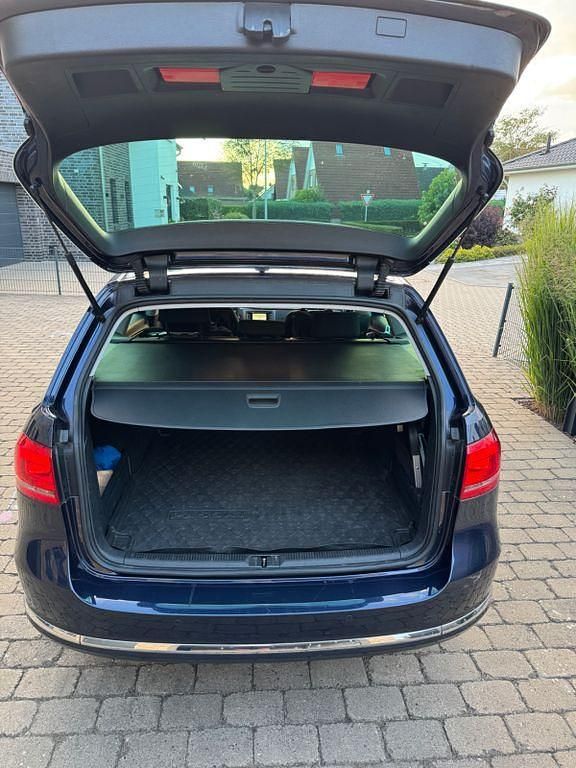 Gebraucht VW Passat Comfortline 150 PS (110 kW) 2011 Blau Kombi