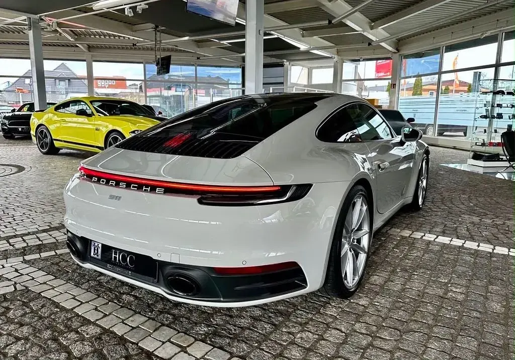 Gebraucht Porsche 911 Carrera 385 PS (283 kW) 2021 Grau Coupé