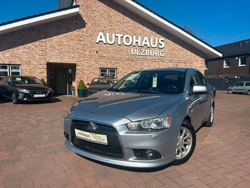 Gebraucht Mitsubishi Lancer Edition 117 PS (86 kW) 2011 Silber Limousine