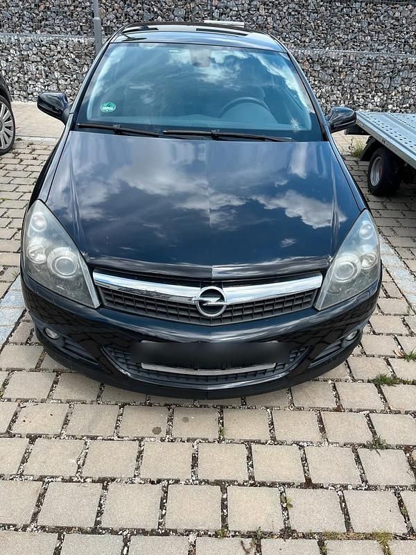 Schwarz Gebraucht 2008 Opel Astra Kleinwagen | 1.000 € (Superpreis) - Bild 1/4