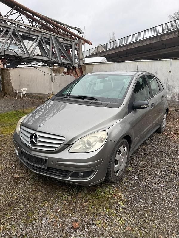 Gebraucht Mercedes B170 129 PS (94 kW) 2005 Grau Van / Kleinbus