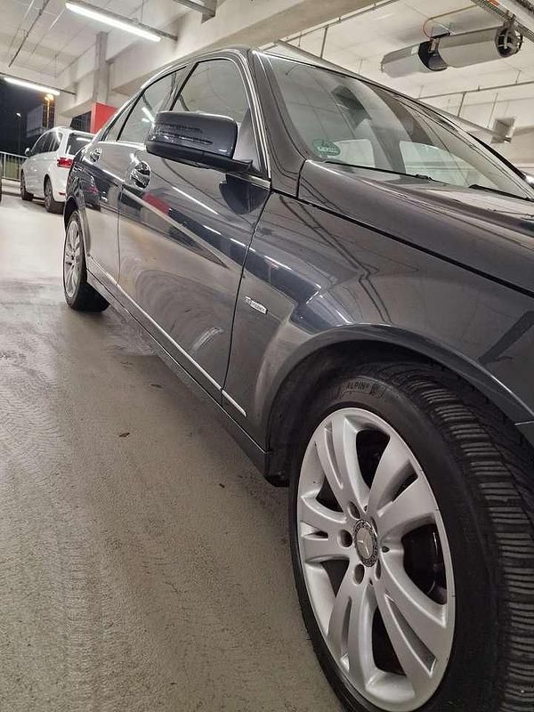 Gebraucht Mercedes 350 231 PS (169 kW) 2010 Grau Limousine