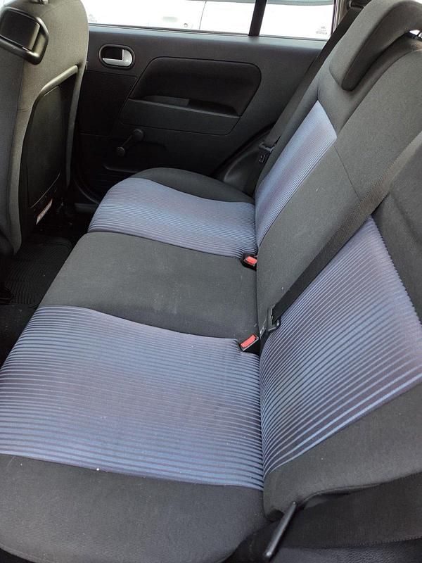 Gebraucht Ford Fusion 75 PS (55 kW) 2006 Rot Kleinwagen