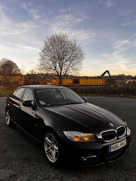 Gebraucht BMW 316 M Sport 116 PS (85 kW) 2011 Schwarz Limousine