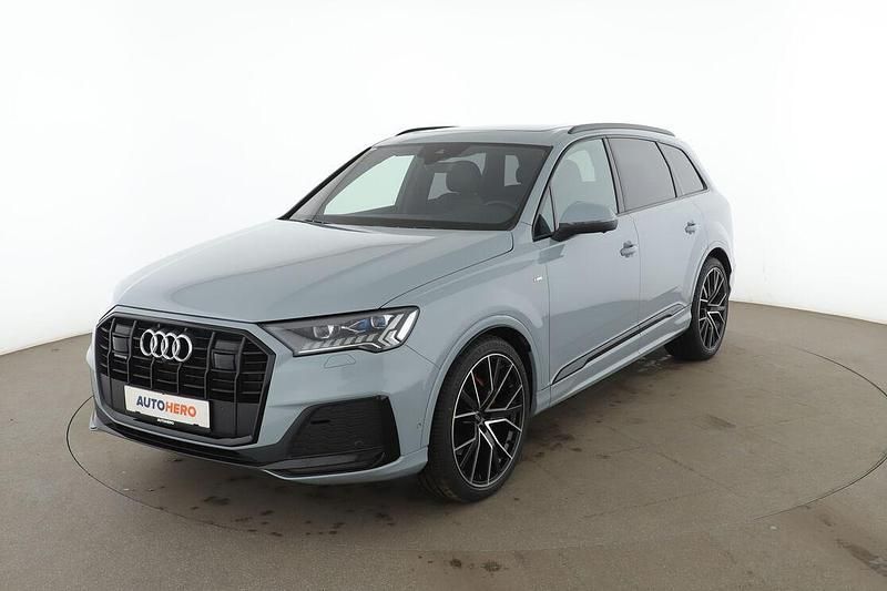 Grau Gebraucht 2021 Audi Q7 S-Line SUV | 54.500 € (Guter Preis) - Bild 1/3