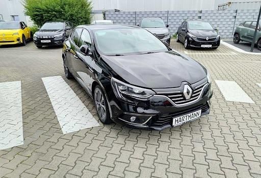 Gebraucht Renault Mégane IV Symphony 132 PS (97 kW) 2018 Black pearlschwarz metallic Limousine