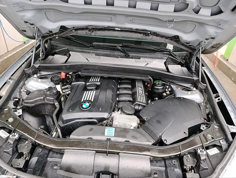 Używany BMW X1 218 KM (160 kW) 2010 Szary SUV