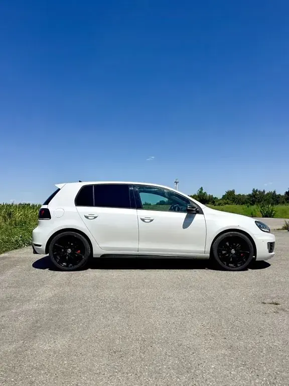 Gebraucht VW Golf VI GTI 211 PS (155 kW) 2011 Weiß Kleinwagen