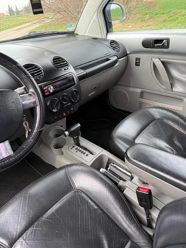 Gebraucht VW New Beetle 116 PS (85 kW) 1999 Silber Kleinwagen