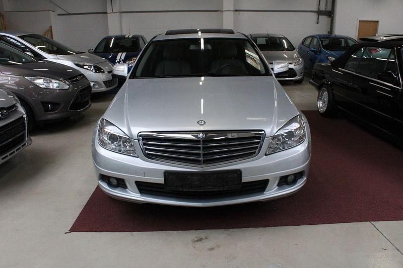 Gebraucht Mercedes C180 Elegance 156 PS (114 kW) 2008 Silber Limousine