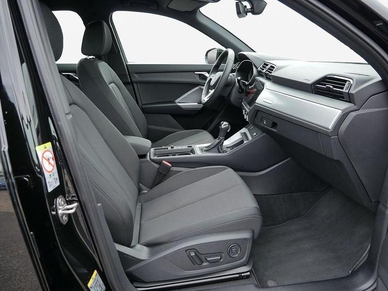 Second-hand Audi Q3 Advanced Plus 150 CP (110 kW) 2025 Negru SUV