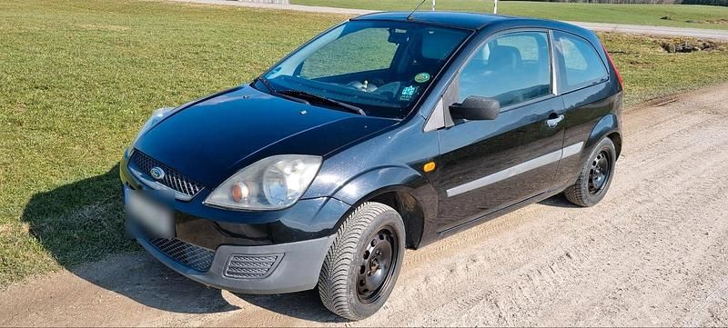 Gebraucht Ford Fiesta 70 PS (51 kW) 2007 Schwarz Kleinwagen