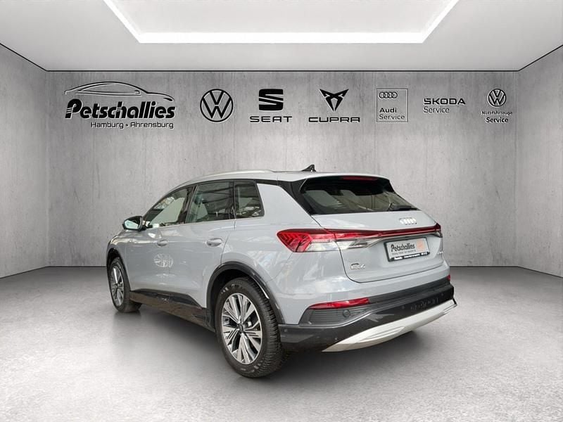 Occasion Audi Q4 e-tron Ambiente 150 kW (204 ch) 2022 Gris SUV