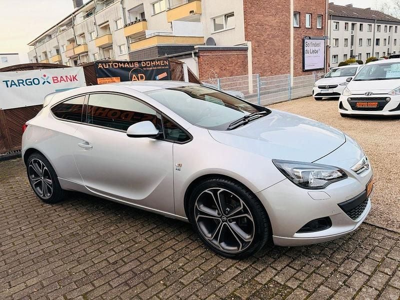 Gebraucht Opel Astra GTC OPC 140 PS (102 kW) 2016 Silber Coupé