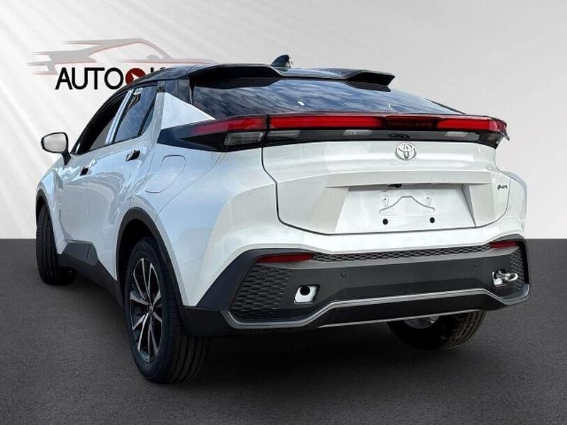 Neu Toyota C-HR 140 PS (102 kW) 2025 Weiß SUV