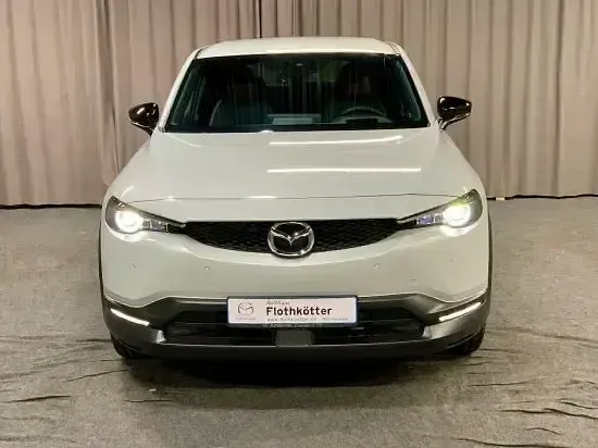 Gebraucht Mazda MX30 Ad'Vantage 106 kW (145 PS) 2022 Ceramic white SUV