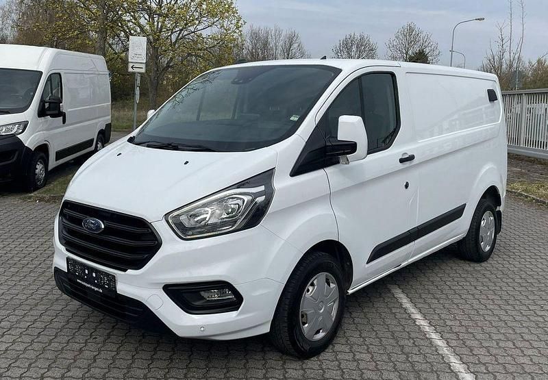 Gebraucht Ford Transit Custom 131 PS (96 kW) 2022 Weiß Van / Kleinbus