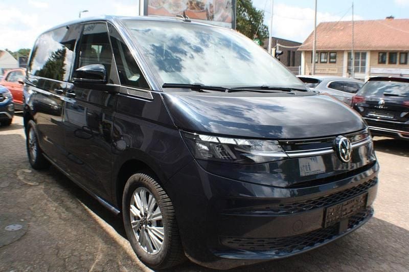 Blau Gebraucht 2024 VW T7 Van | 48.700 € (Superpreis) - Bild 1/4