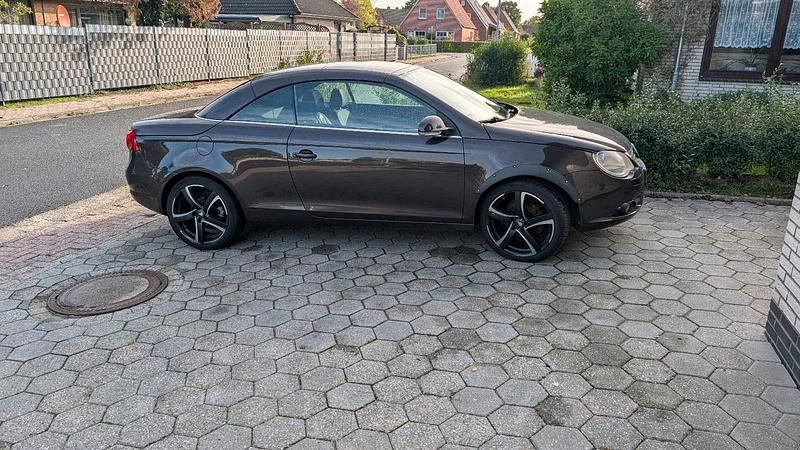 Violet Gebraucht 2007 VW Eos Cabrio | 2.799 € (Superpreis) - Bild 1/4