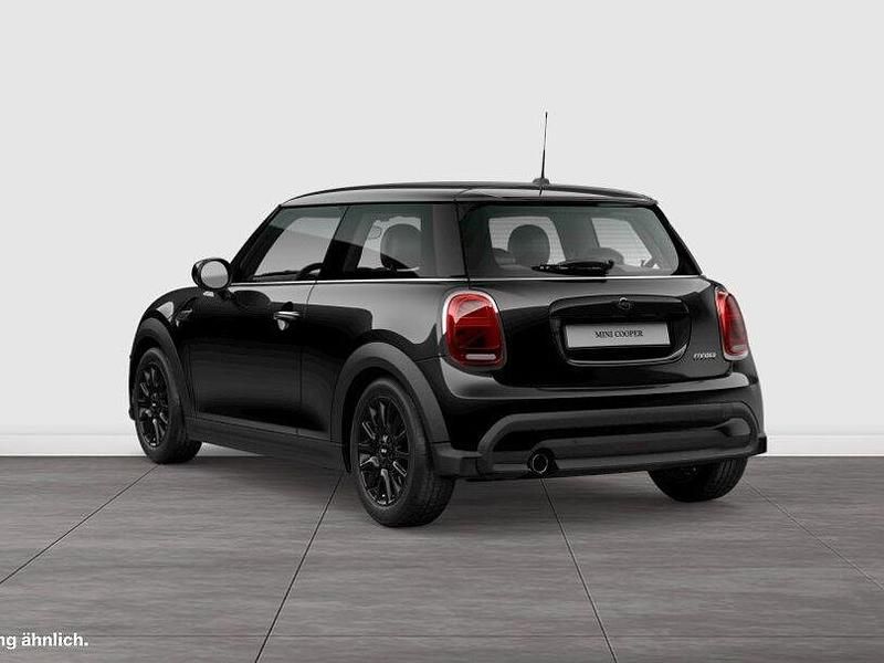 Gebraucht Mini Cooper 136 PS (100 kW) 2023 Schwarz Kleinwagen