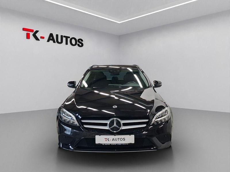 Gebraucht Mercedes C200 150 PS (110 kW) 2018 Obsidianschwarz Kombi