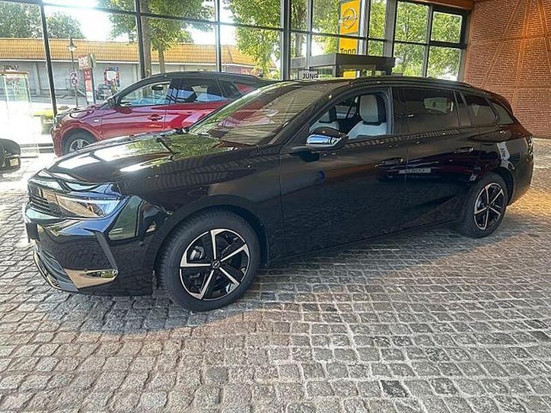 Gebraucht Opel Astra 110 PS (80 kW) 2025 Schwarz Kombi