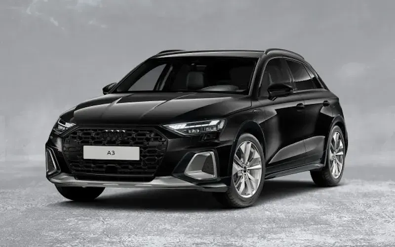 Używany Audi A3 Ambiente 204 KM (150 kW) 2025 Czarny Sedan/Limuzyna