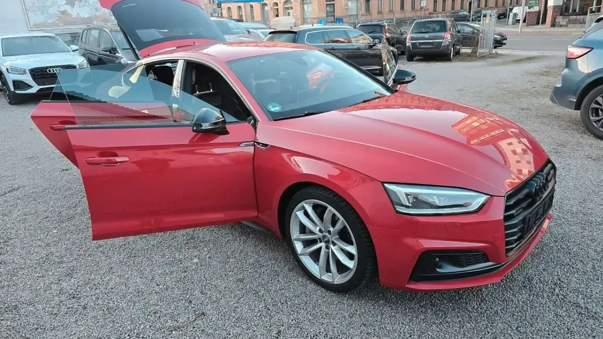 Używany Audi A5 Sportback Sport 252 KM (185 kW) 2018 Czerwony Hatchback