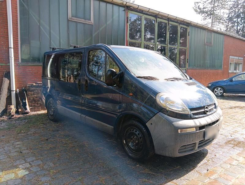 Gebraucht Opel Vivaro 82 PS (60 kW) 2005 Blau Van / Kleinbus