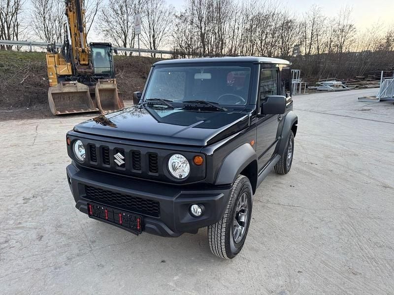 Neu Suzuki Jimny 102 PS (75 kW) 2025 Schwarz SUV