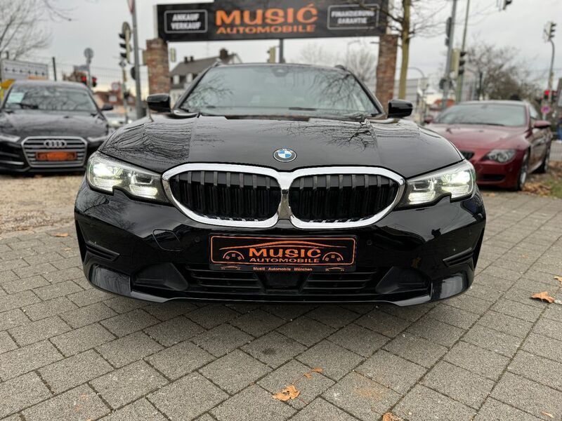 Gebraucht BMW 320 Sport Line 190 PS (139 kW) 2020 Schwarz Kombi