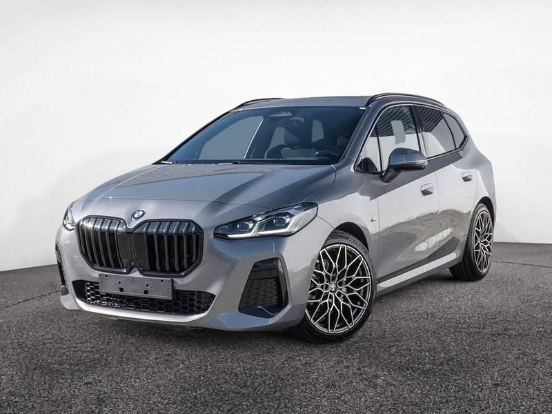 Other Gebraucht 2023 BMW 220 Active Tourer M Sport Van / Kleinbus | 29.450 € (Fairer Preis) - Bild 1/4