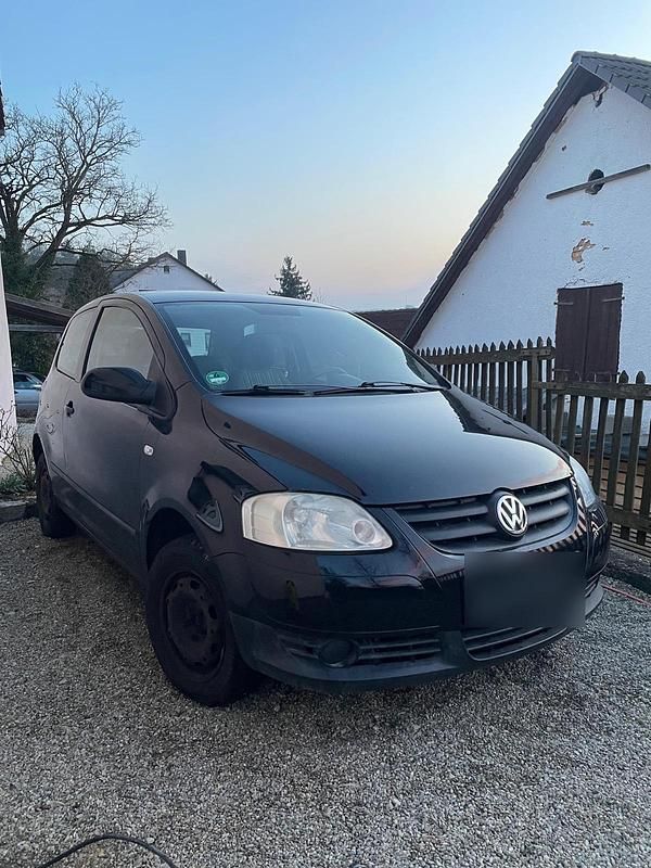 Gebraucht VW Fox 55 PS (40 kW) 2005 Schwarz Kleinwagen