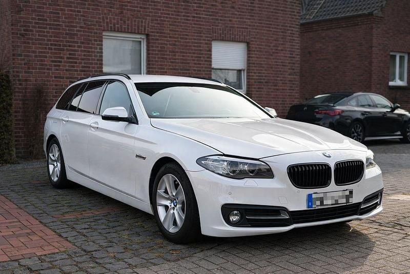 Gebraucht BMW 520 190 PS (139 kW) 2016 Weiß Kombi