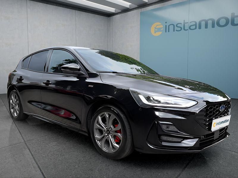Neu Ford Focus ST-Line 125 PS (91 kW) 2025 Schwarz Limousine