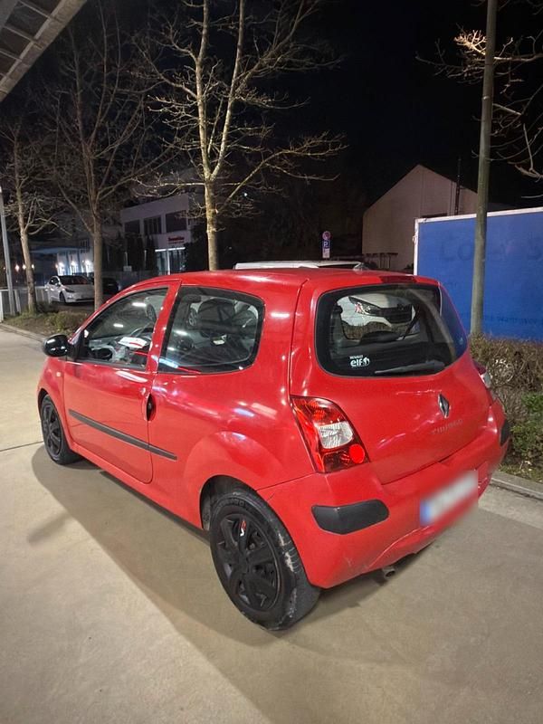 Gebraucht Renault Twingo 60 PS (44 kW) 2009 Rot Kleinwagen