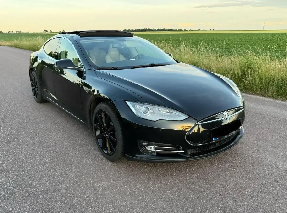 Gebraucht Tesla Model S 309 kW (421 PS) 2013 Weiß Kleinwagen