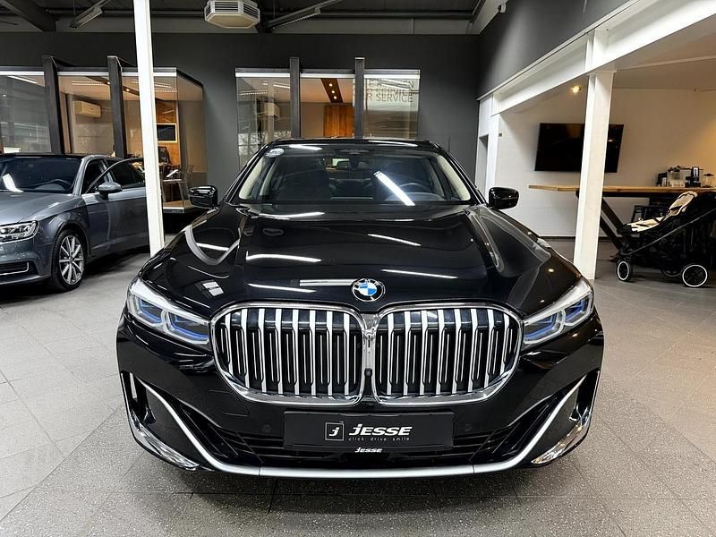 Gebraucht BMW 740 Executive 340 PS (250 kW) 2022 Metallic Limousine