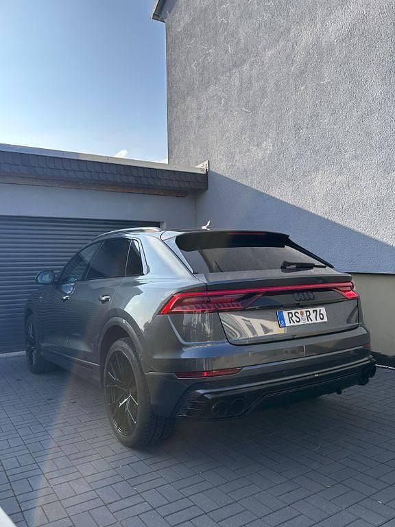 Gebraucht Audi Q8 Ambiente 286 PS (210 kW) 2019 Grau SUV