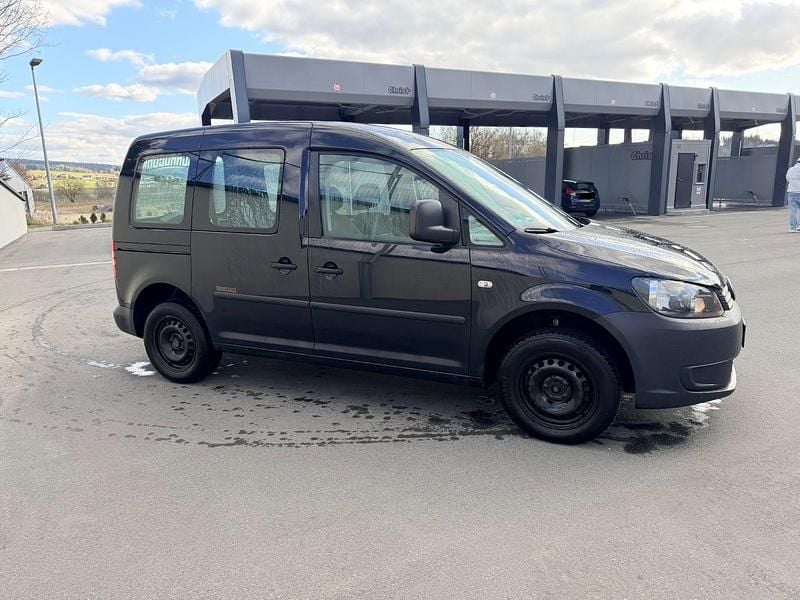 Second-hand VW Caddy 86 CP (63 kW) 2011 Negru Monovolum