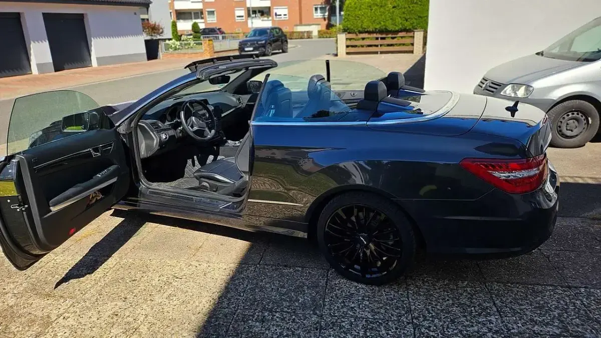 Gebraucht Mercedes 200 184 PS (135 kW) 2013 Grau Cabrio