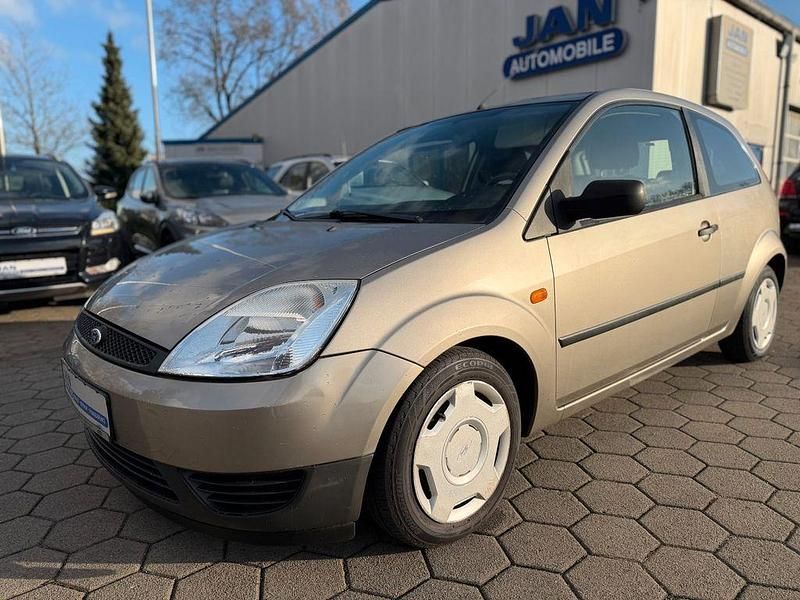Gebraucht Ford Fiesta 80 PS (58 kW) 2004 Silber Kleinwagen