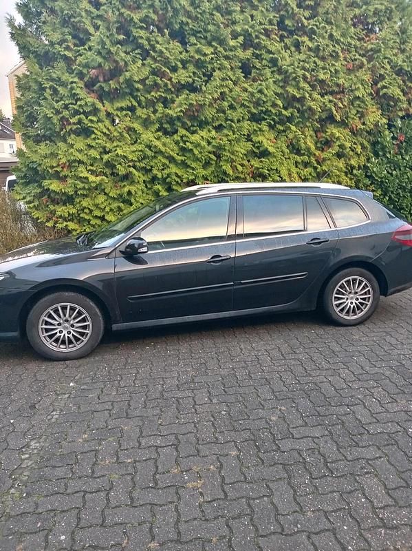 Schwarz Gebraucht 2013 Renault Laguna III Kombi | 4.800 € (Fairer Preis) - Bild 1/4