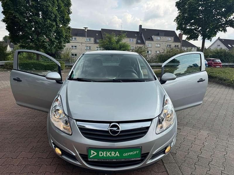 Starsilber iii m2 Gebraucht 2009 Opel Corsa Selection Kleinwagen | 2.150 € (Fairer Preis) - Bild 1/4