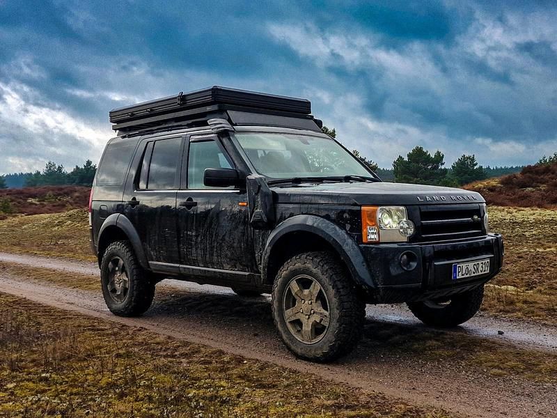 Schwarz Gebraucht 2007 Land Rover Discovery 3 SUV | 12.000 € - Bild 1/4