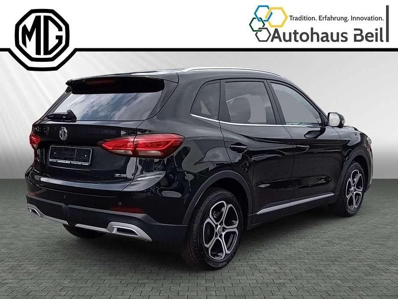 Nowe MG ZS 116 KM (85 kW) 2025 Czarny Sedan/Limuzyna