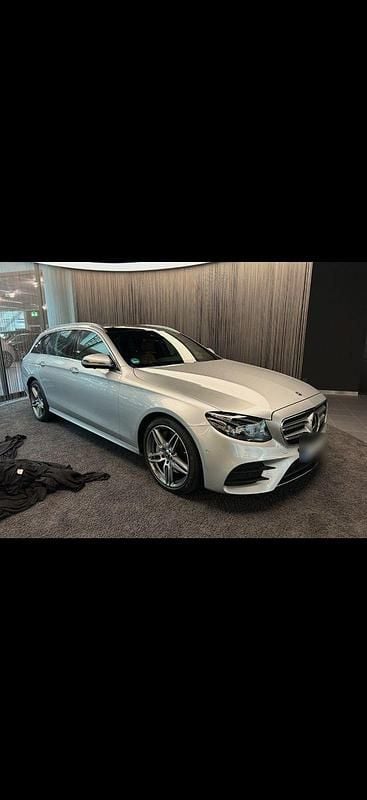 Gebraucht Mercedes E400 AMG line 340 PS (250 kW) 2020 Silber Kombi
