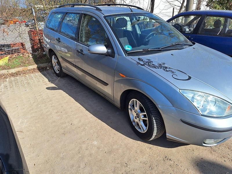 Usata Ford Focus 115 CV (84 kW) 2004 Argento Station wagon